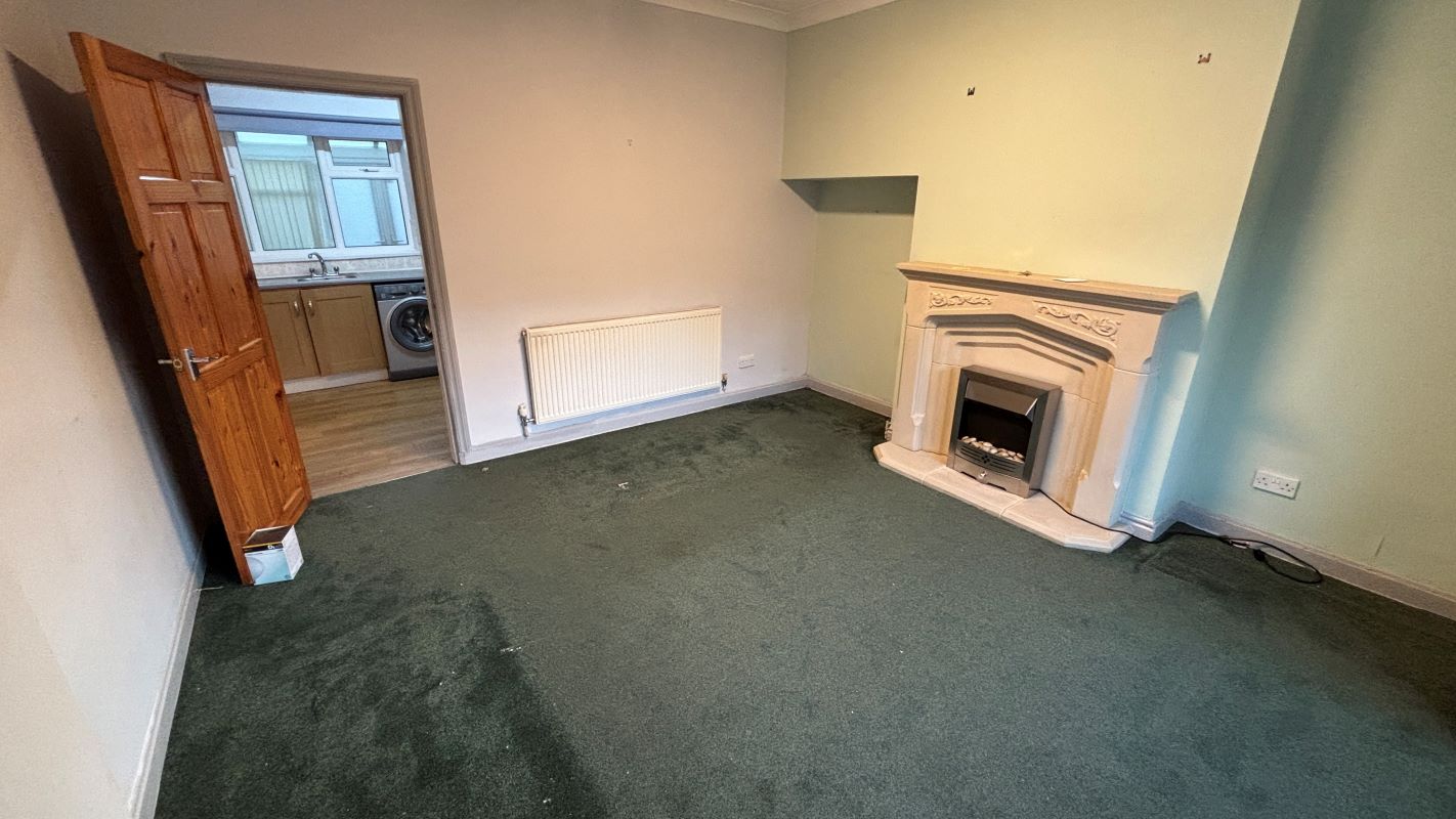 22 Beckton Avenue, Stoke-on-Trent, ST6 6ET