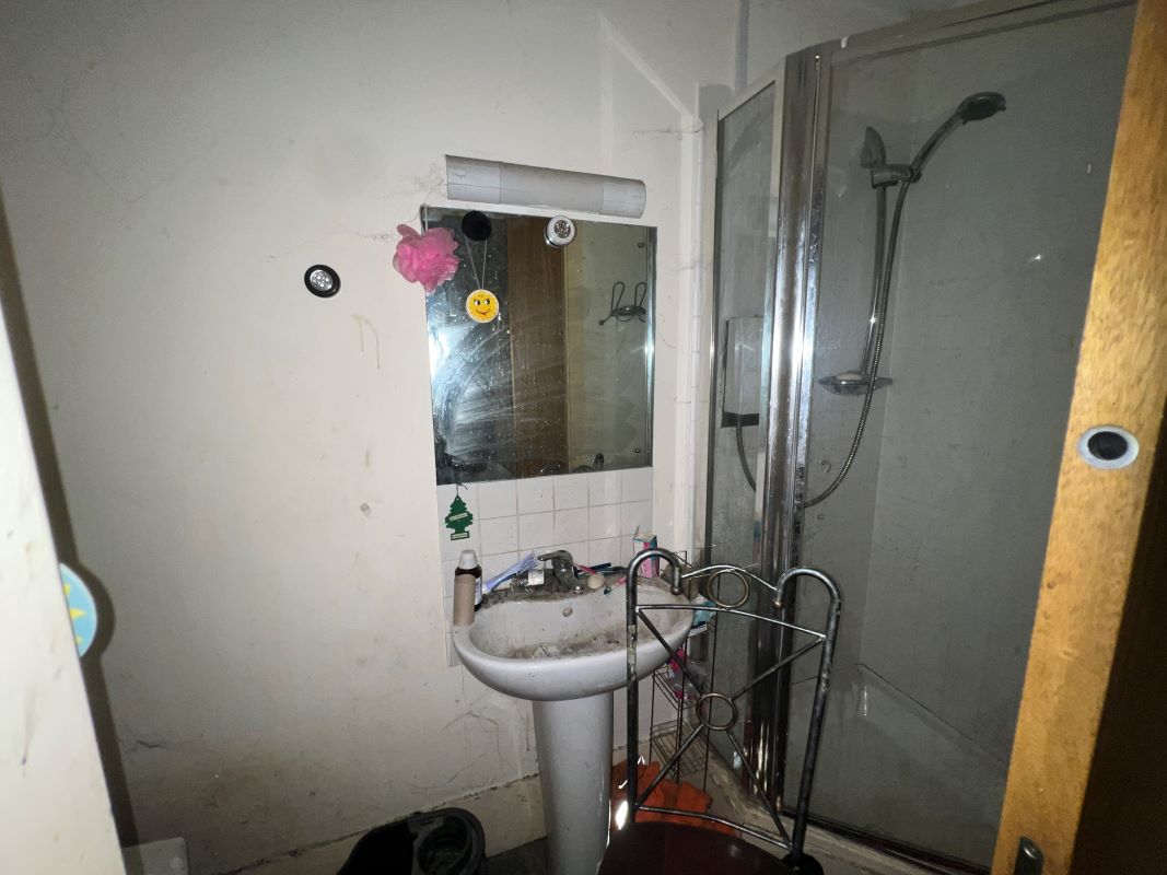 27 Crown Lofts, 16 Marsh Street, Walsall, WS2 9LB