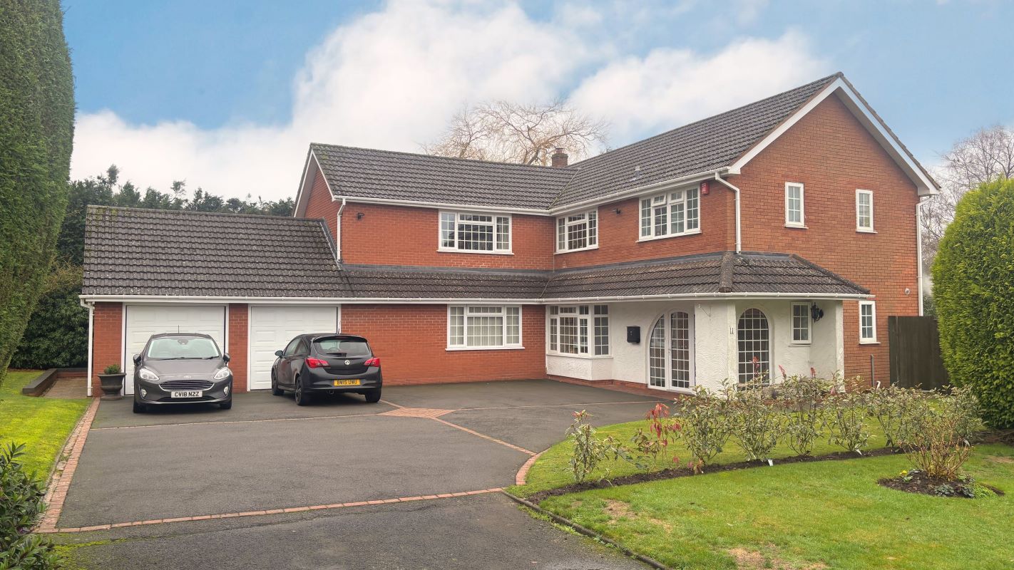 5 bedroom substantial detached house in Little Aston, Sutton Coldfield ON BEHALF OF THE FIXED CHARGE RECEIVERS