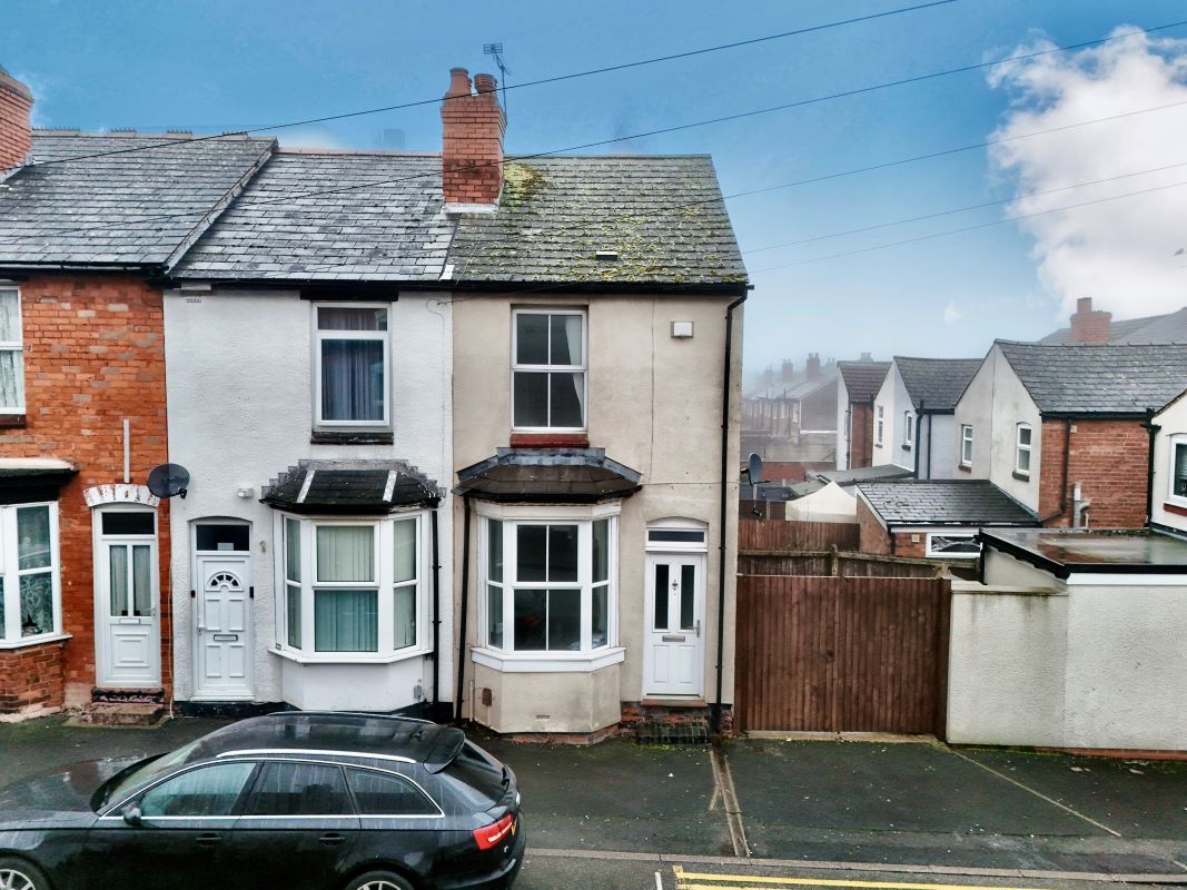 2 bedroom end terraced property in Northfield