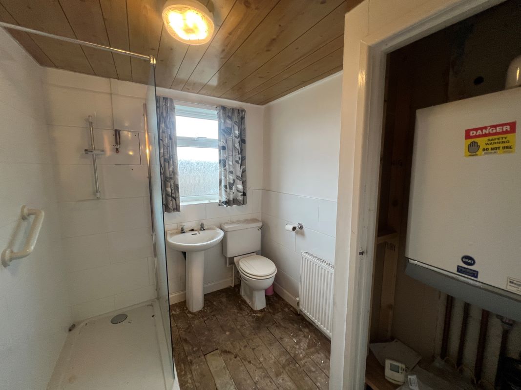 1 Chapman Lane, Grassmoor, Chesterfield, S42 5EN