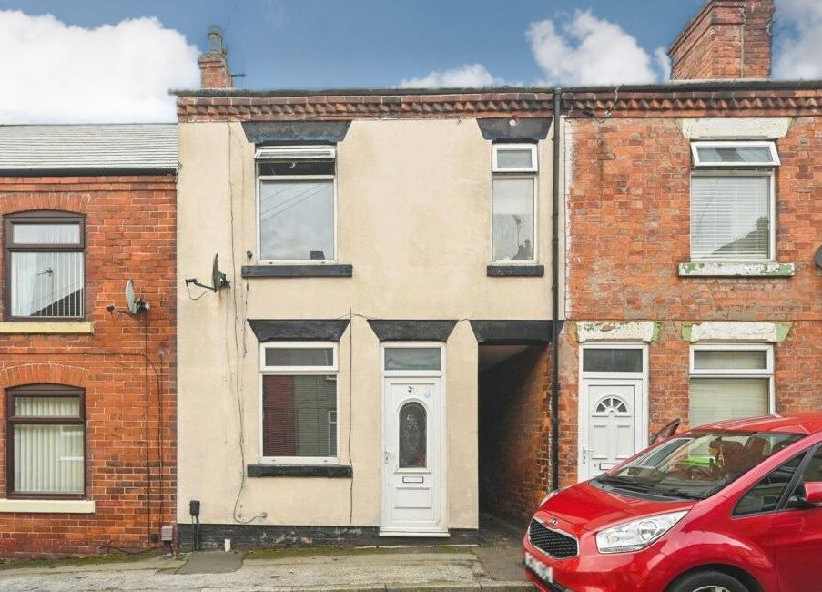 2 bedroom mid terraced property in Nottingham