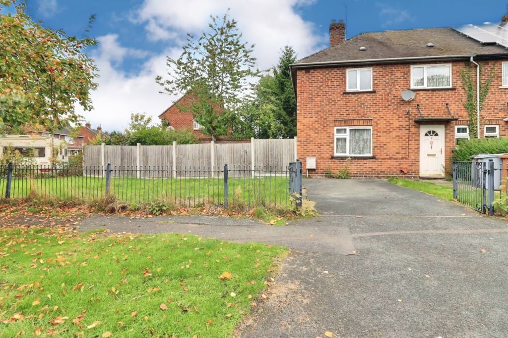 3 bedroom end terraced house in Wistaston, Crewe