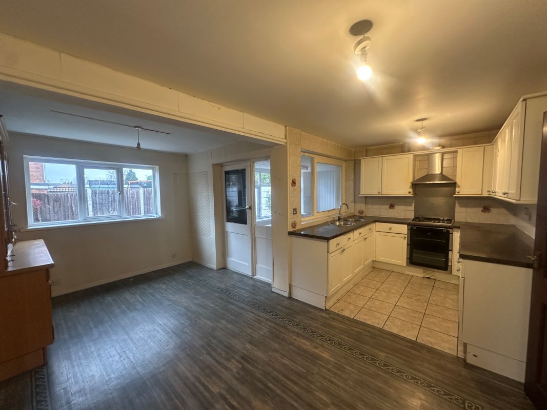 1 Holly Bush Lane, Amblecote, Stourbridge, DY8 4HH