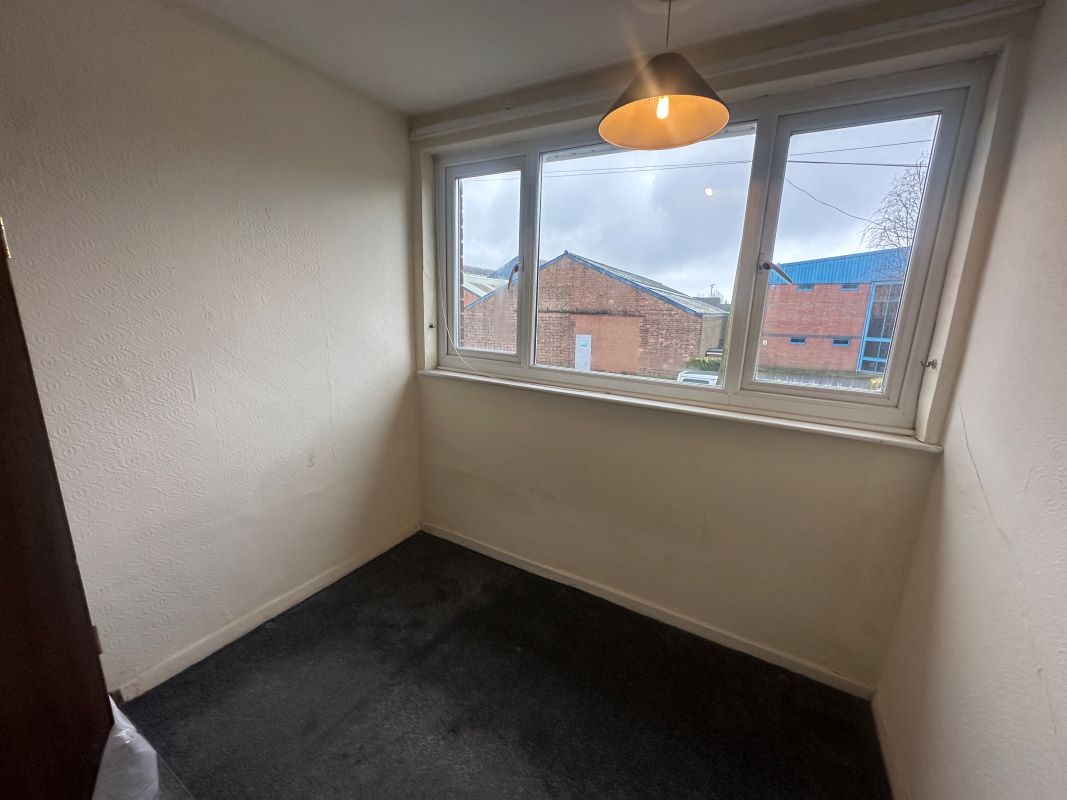 1 Holly Bush Lane, Amblecote, Stourbridge, DY8 4HH