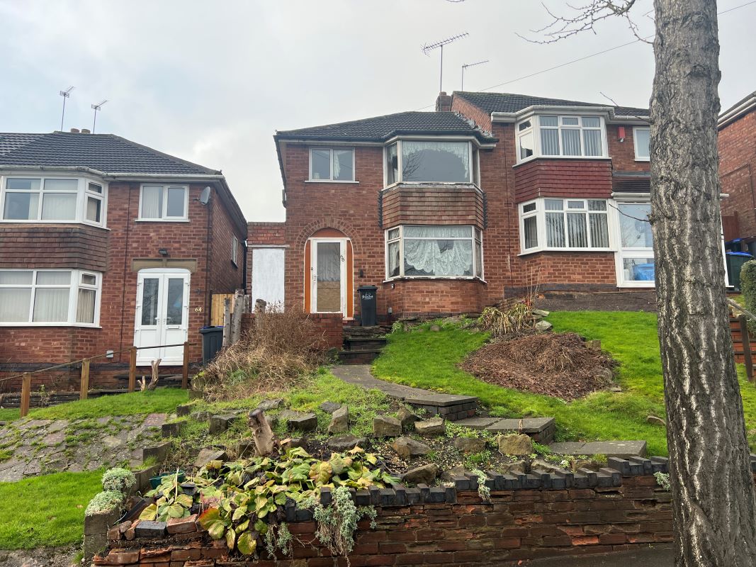 3 bedroom semi detached house in Great Barr