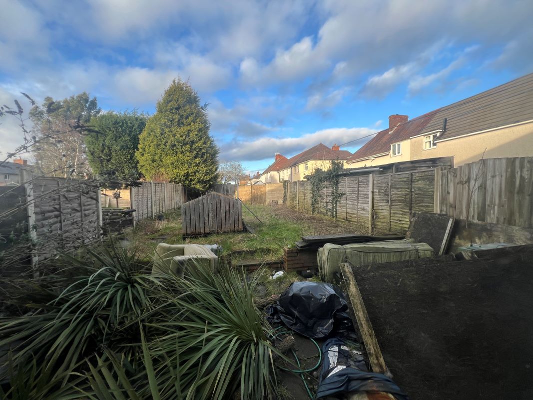 22 Chase Road, Brownhills, Walsall, WS8 6JD