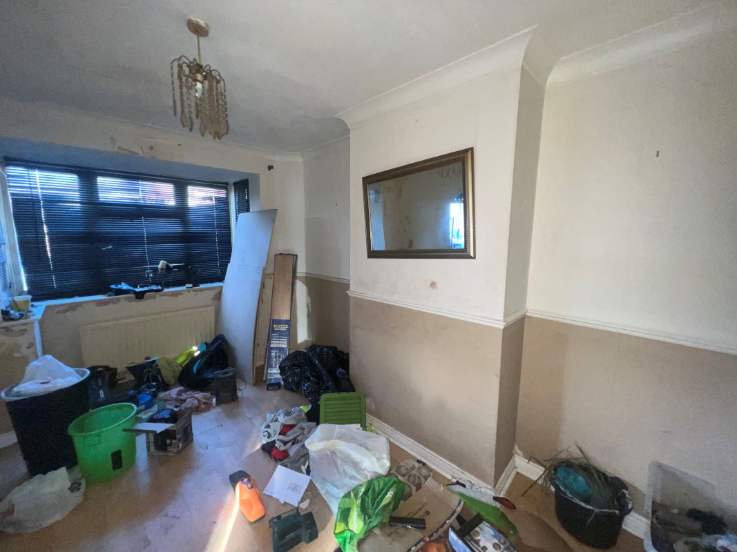 22 Chase Road, Brownhills, Walsall, WS8 6JD