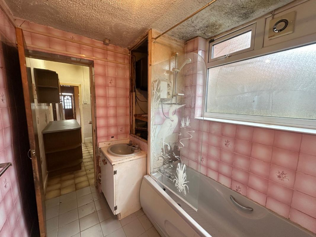 18 Cornwall Road, Handsworth, Birmingham, B20 2HY