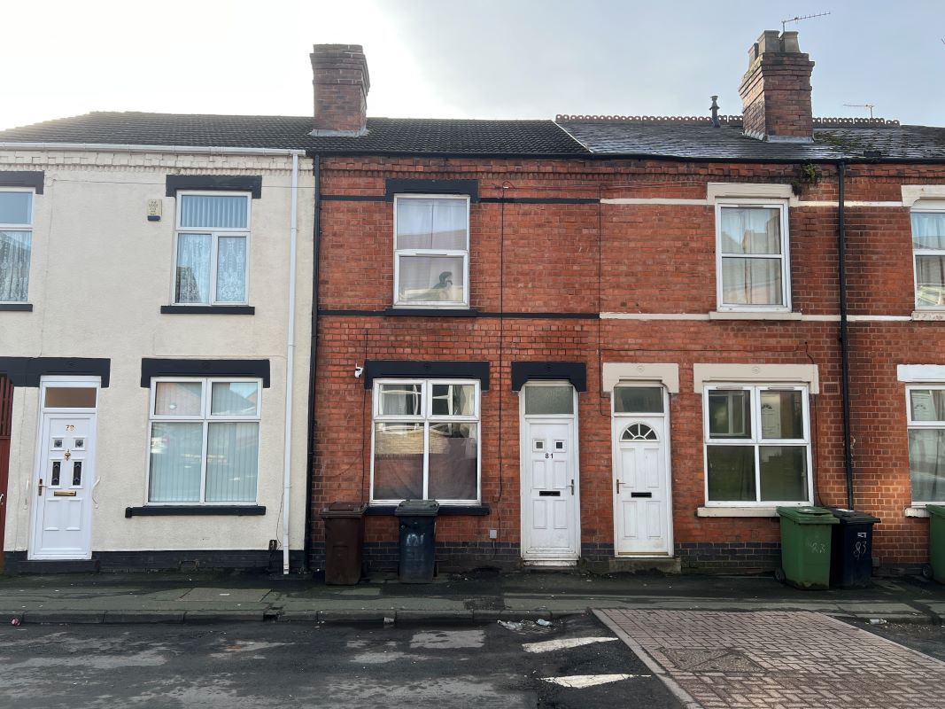 2 bedroom mid terraced property in Wolverhampton 