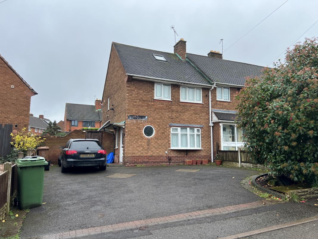2 bedroom end terraced property in Walsall