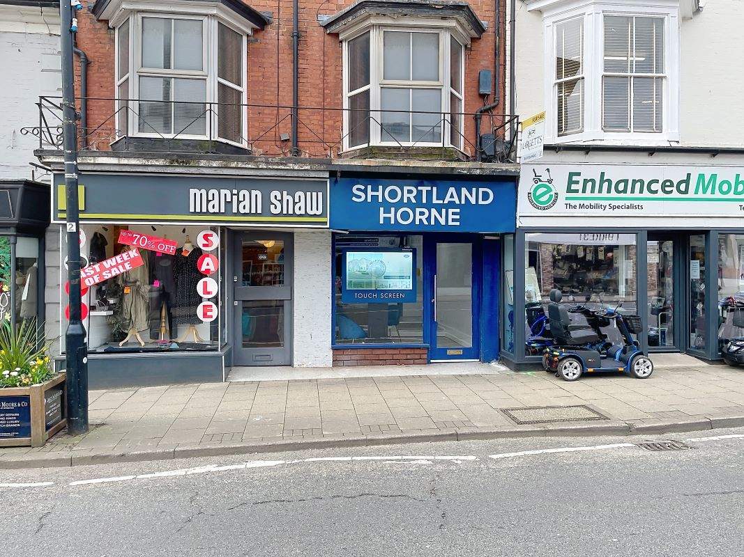 Freehold vacant commercial property in Kenilworth