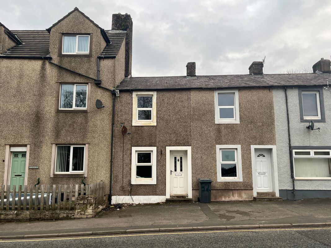 2 bedroom mid terraced house in Cleator Moor, Cumbria