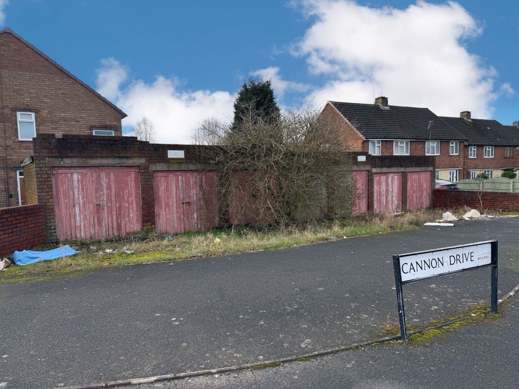 Freehold block of seven lock up garages in Bilston