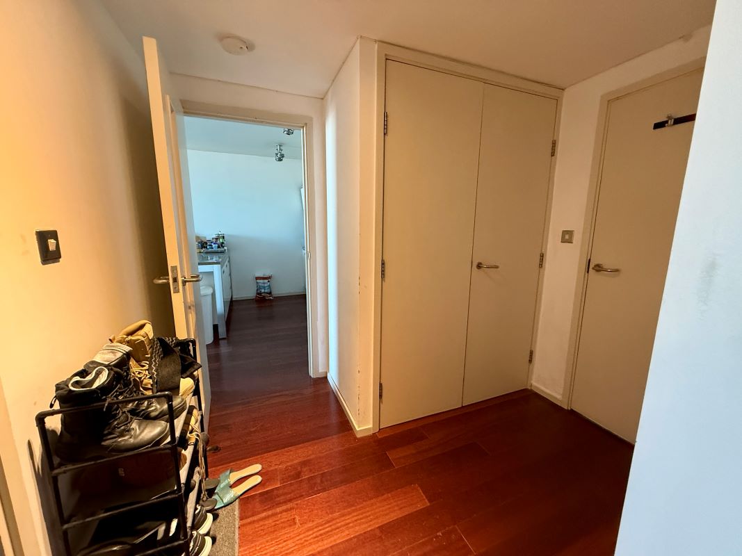 Apartment 2201 Beetham Tower, 10 Holloway Circus Queensway, Birmingham, B1 1BA