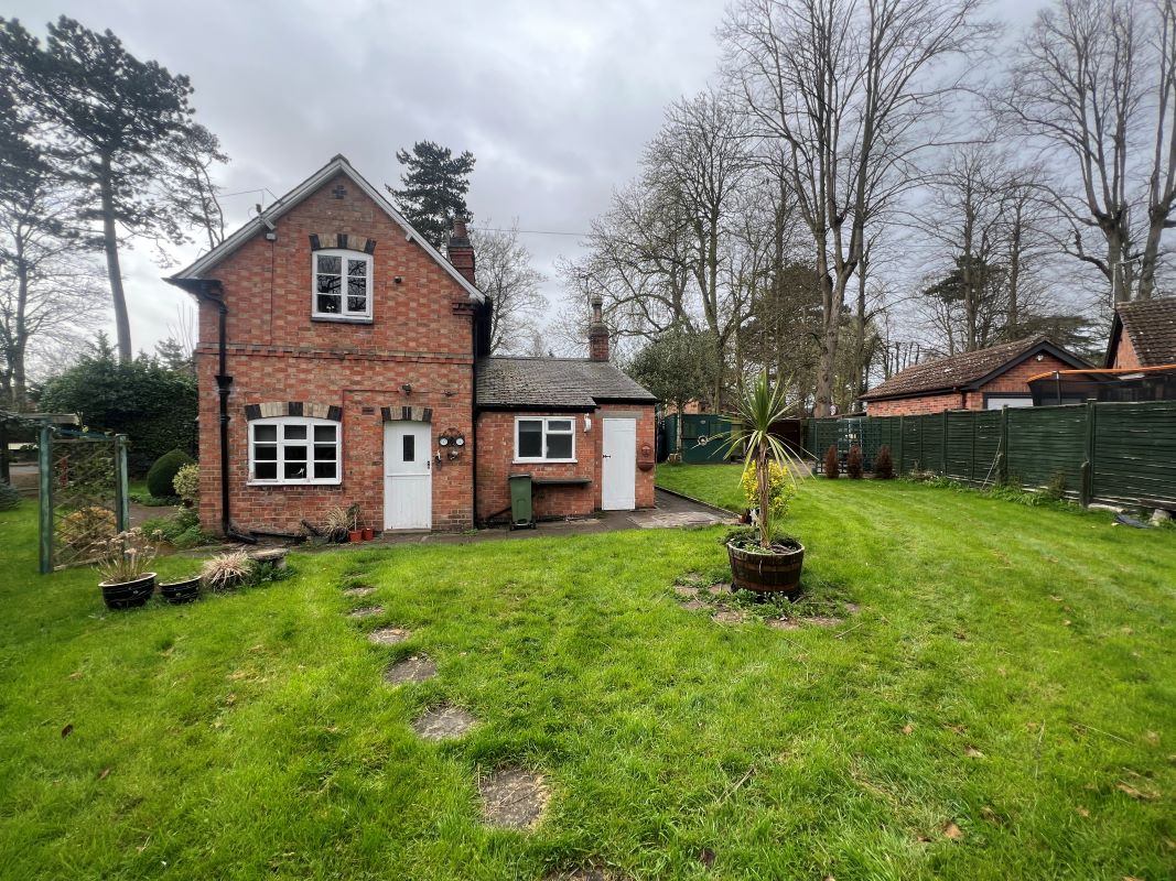 South Cottage, Saffron Road, Wigston, LE18 4UQ