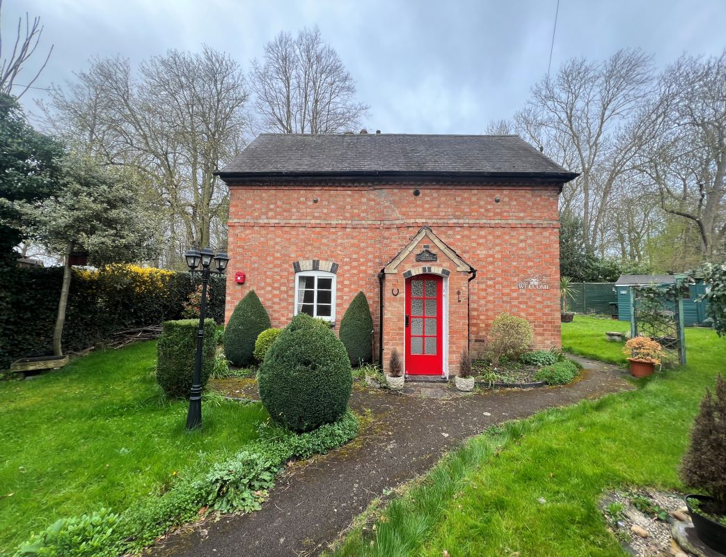 South Cottage, Saffron Road, Wigston, LE18 4UQ