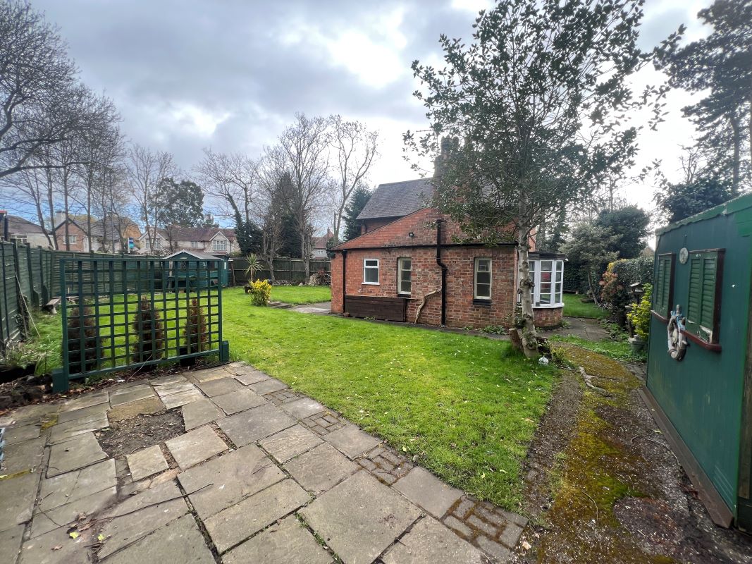 South Cottage, Saffron Road, Wigston, LE18 4UQ