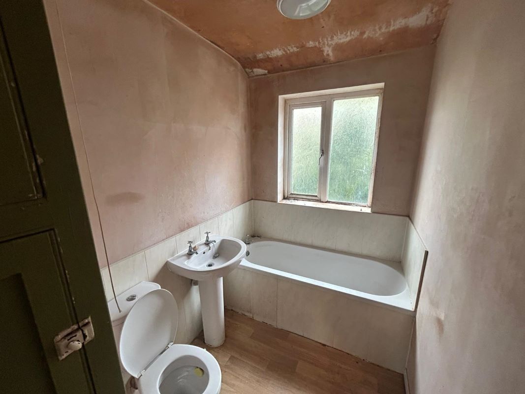 66 Tanworth Lane, Shirley, Solihull, B90 4DR