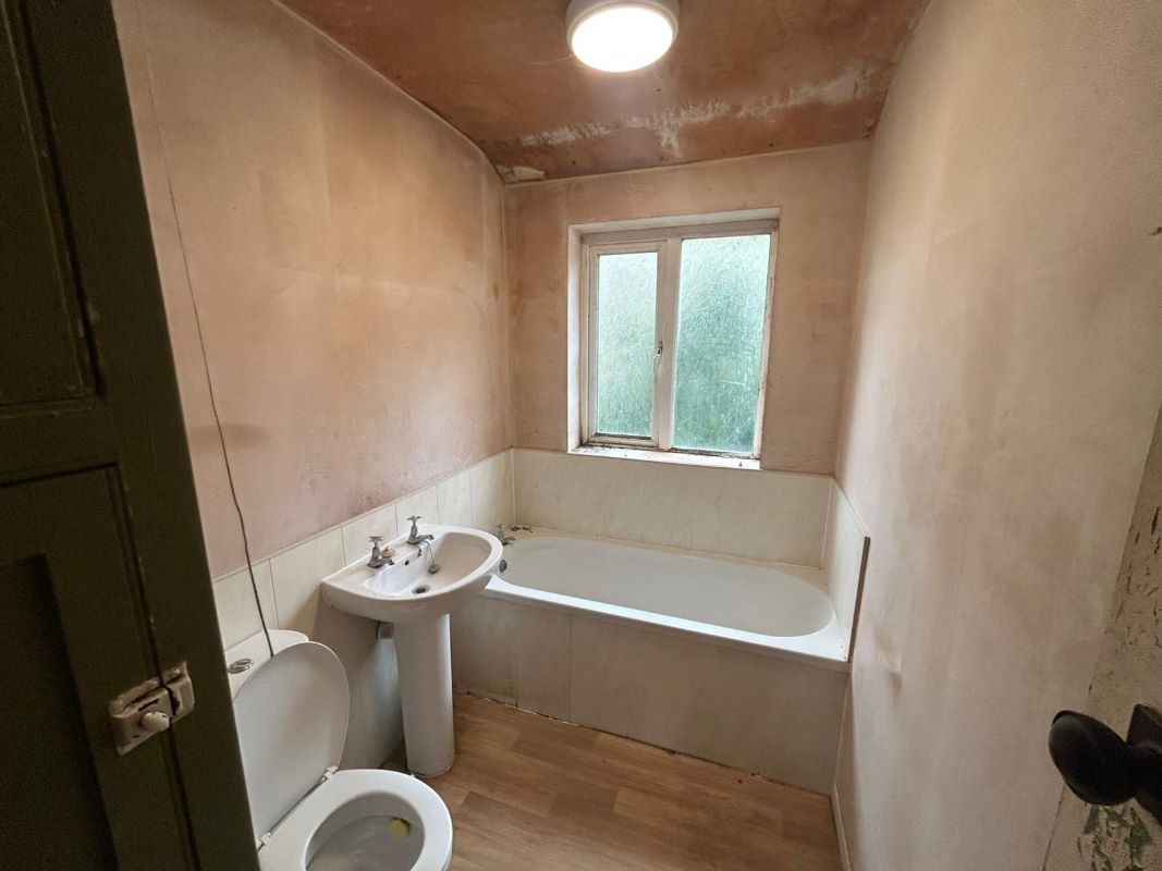 66 Tanworth Lane, Shirley, Solihull, B90 4DR