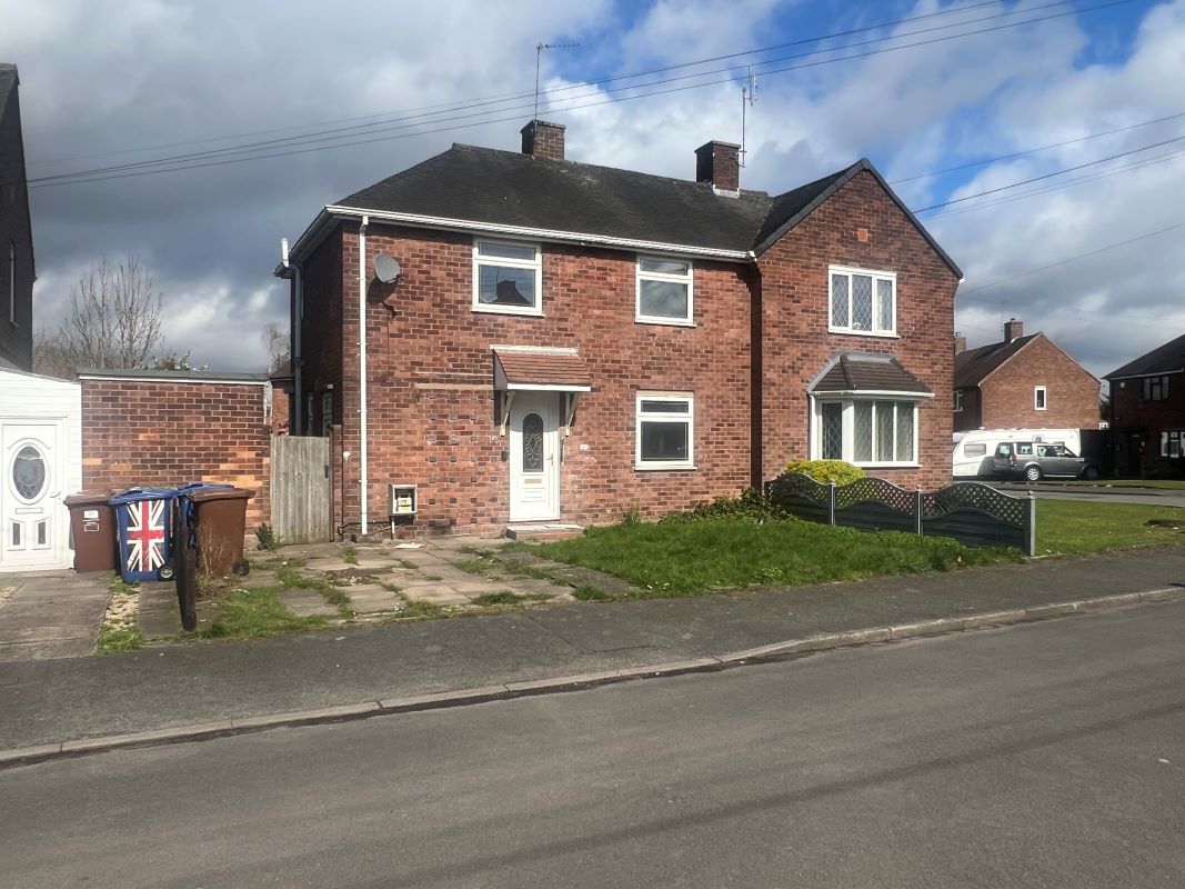 30 Abbots Field, Cannock, WS11 4NP