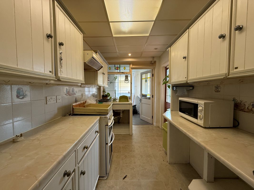 1222 Bristol Road South, Northfield, Birmingham, B31 2TH