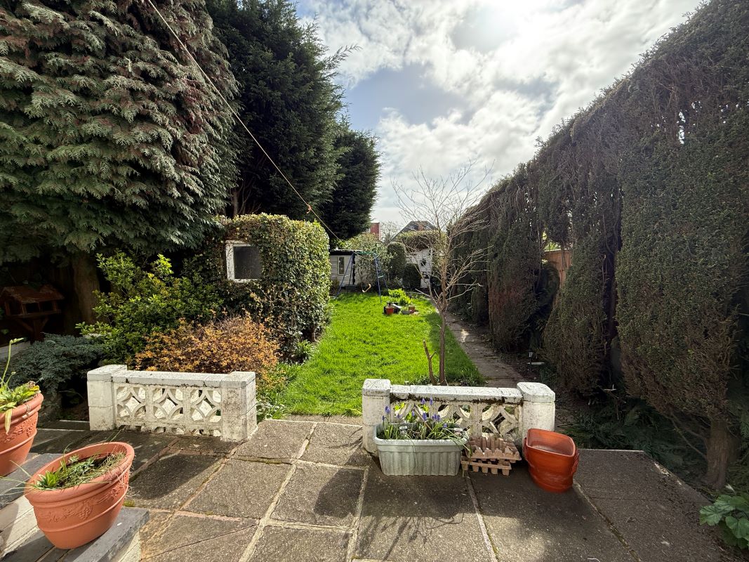 1222 Bristol Road South, Northfield, Birmingham, B31 2TH