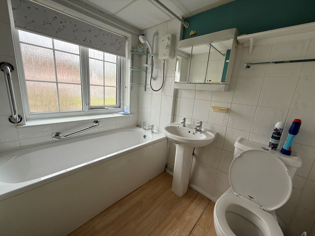 1222 Bristol Road South, Northfield, Birmingham, B31 2TH