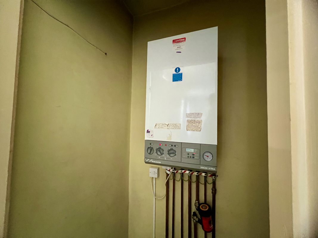 1 Hampshire Road, West Bromwich, B71 2PP