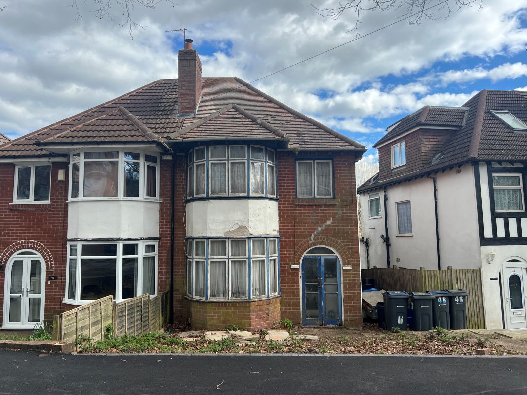 3 bedroom semi detached property in Birmingham
