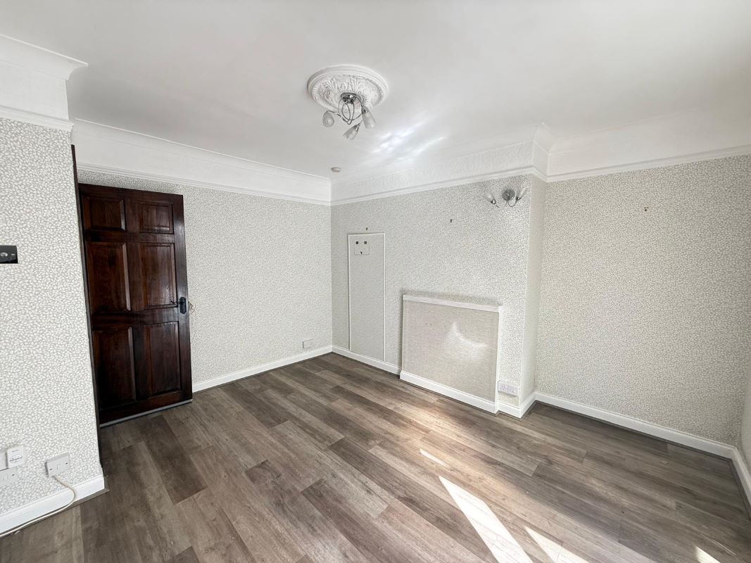 379 City Road, Oldbury, B69 1QT