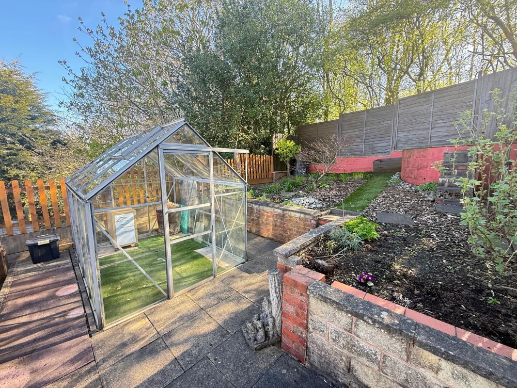 379 City Road, Oldbury, B69 1QT