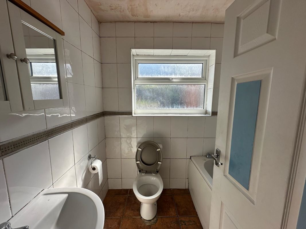 46 Farm Road, Oldbury, B68 8RD