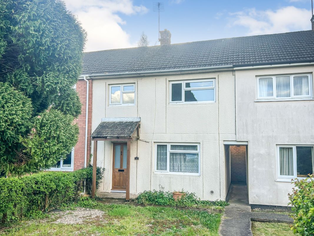 3 bedroom mid terraced house in Kidderminster