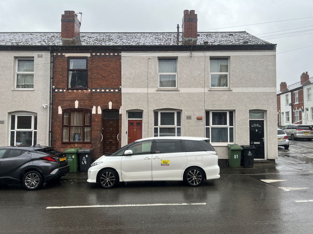 2 bedroom mid terraced property in Walsall