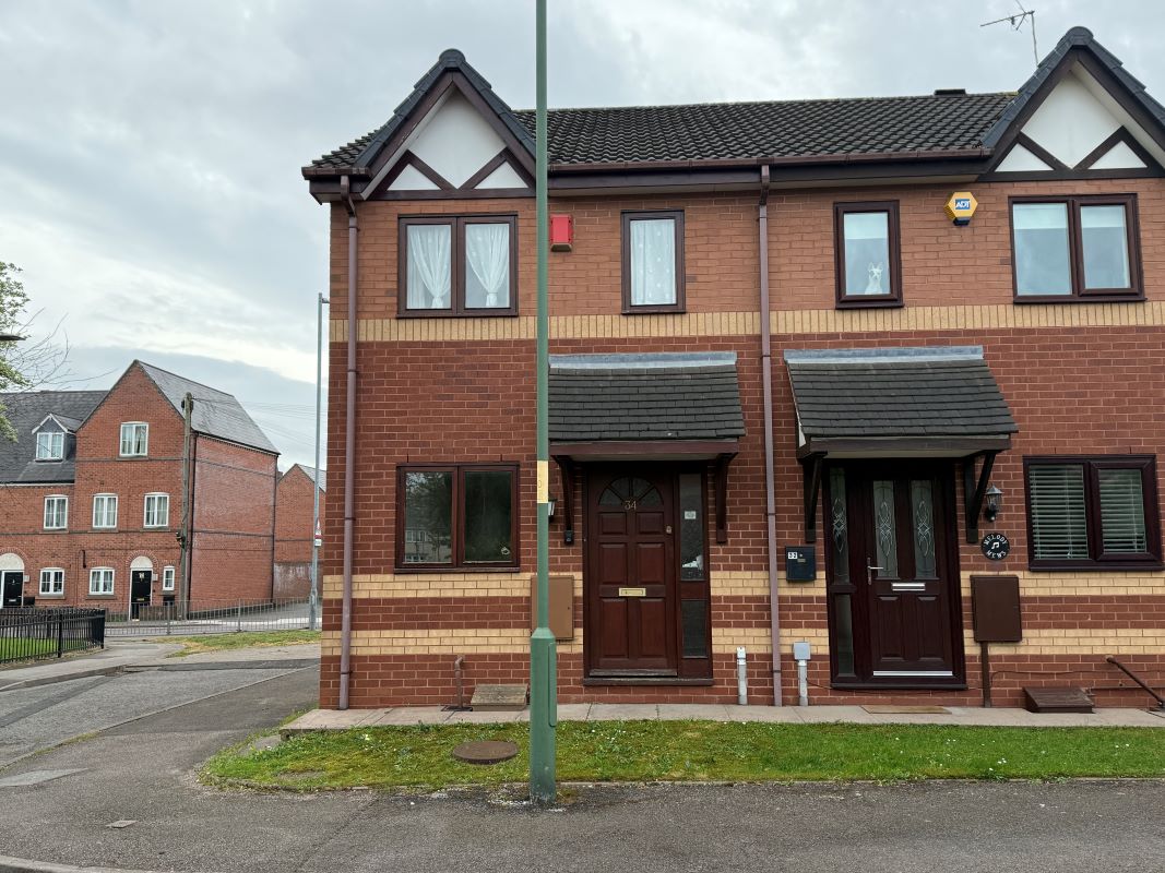 2 bedroom semi detached property in Willenhall
