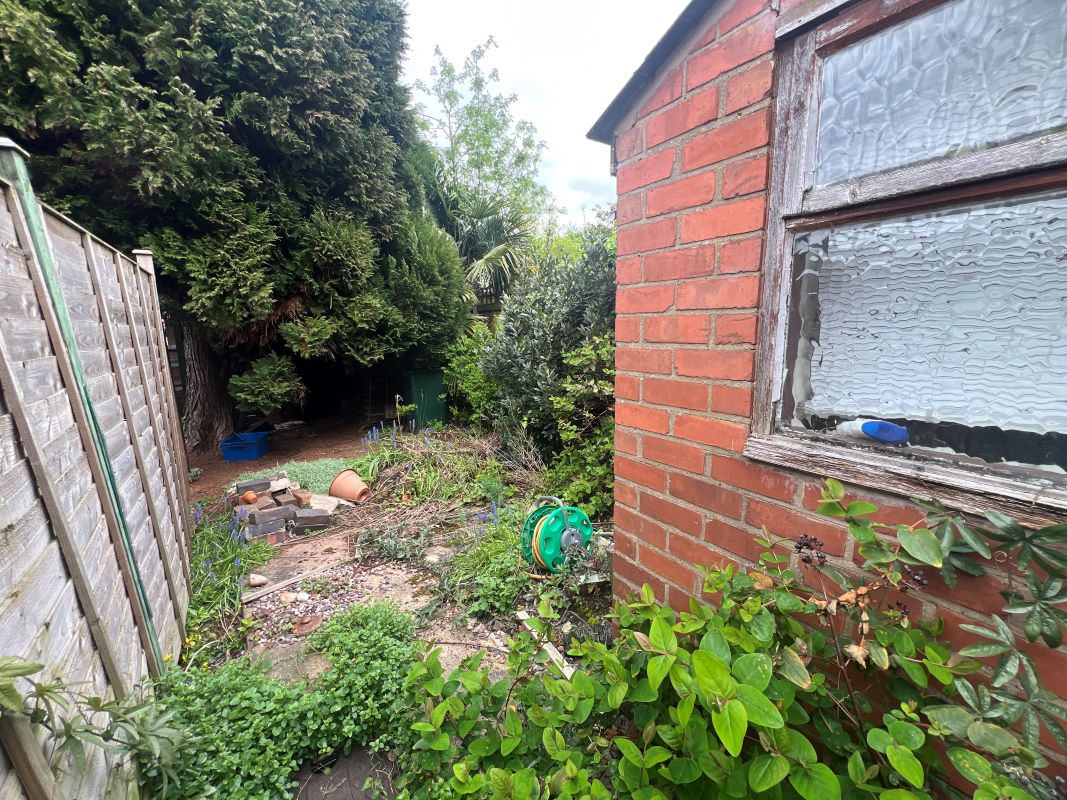 137 Kingston Road, Coventry, CV5 6LQ