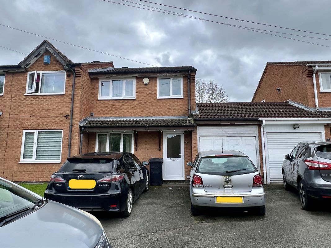 3 bedroom semi detached investment property in Hodge Hill