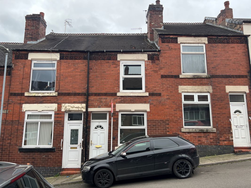 2 bedroom property in Stoke on Trent