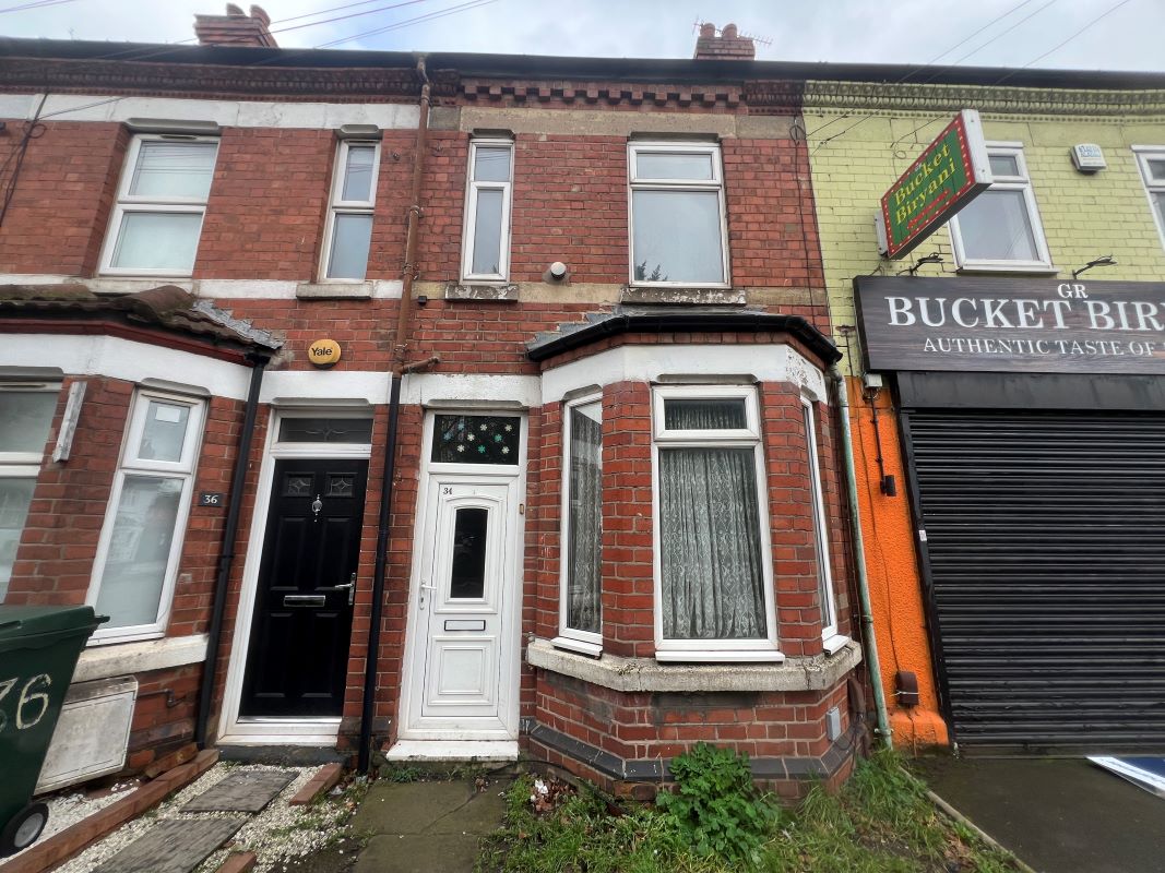 2 bedroom mid terraced house in Coventry