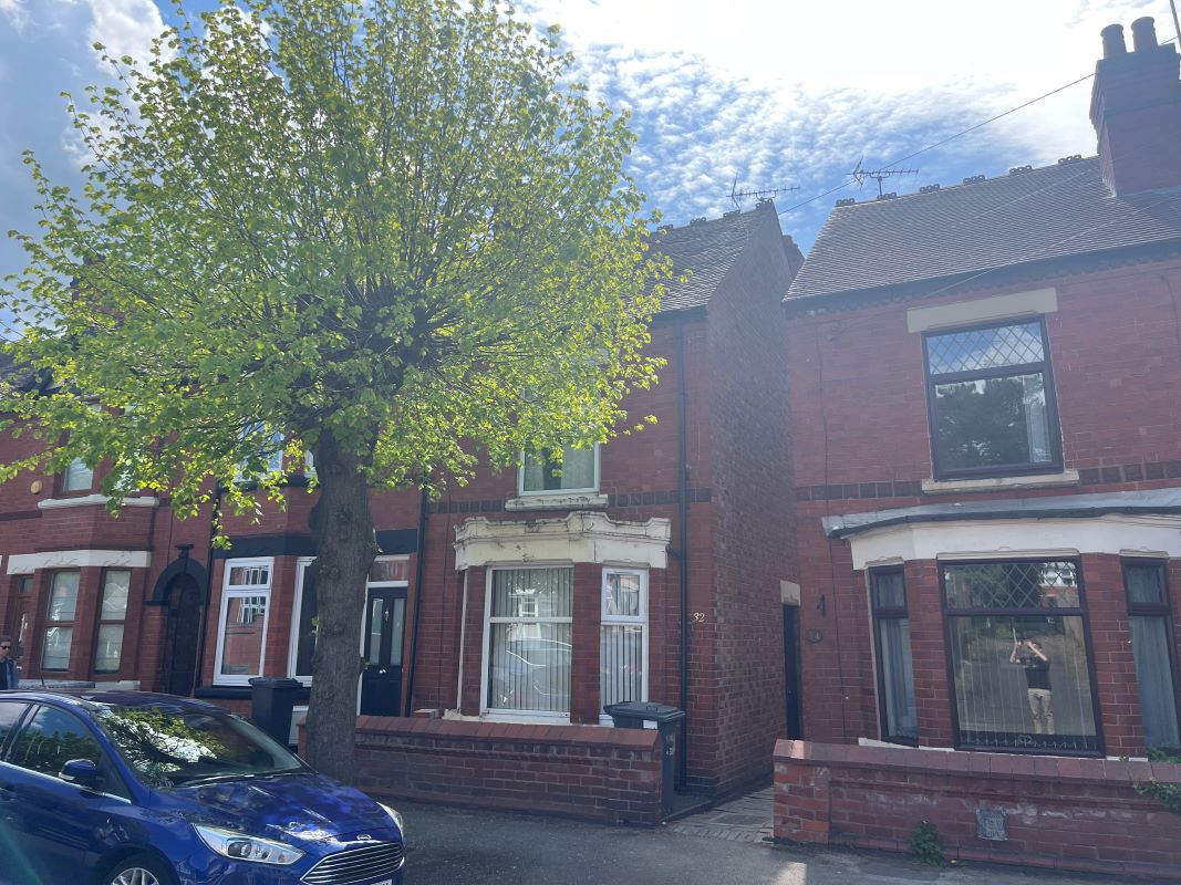 4 bedroom terraced house in Nuneaton