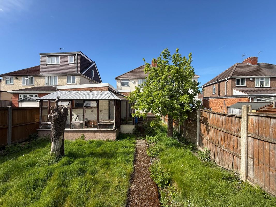 76 Prestwood Avenue, Wolverhampton, WV11 3TY