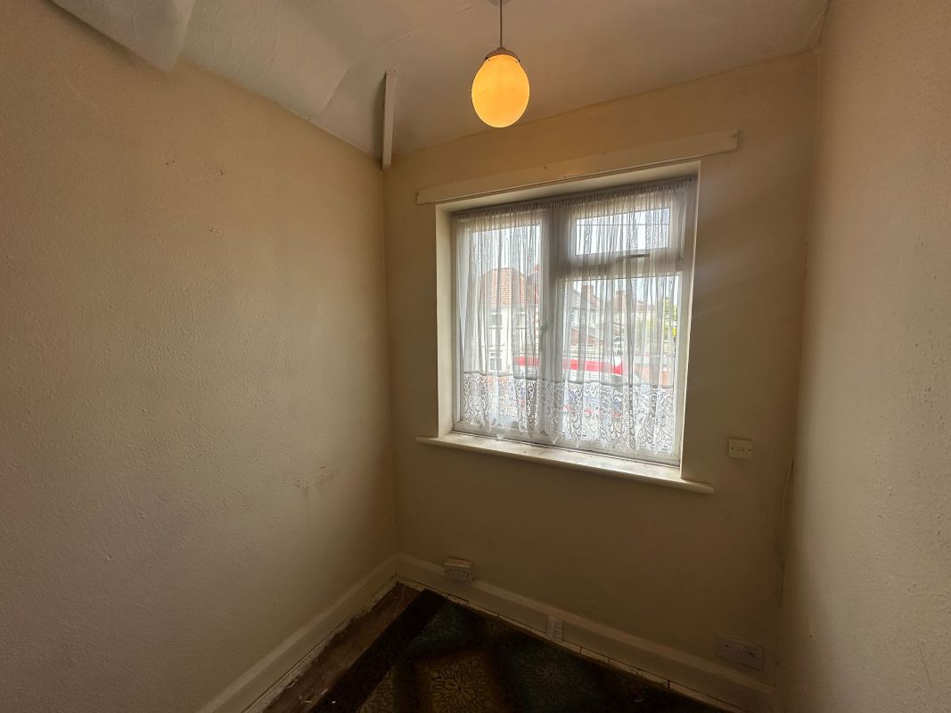 76 Prestwood Avenue, Wolverhampton, WV11 3TY