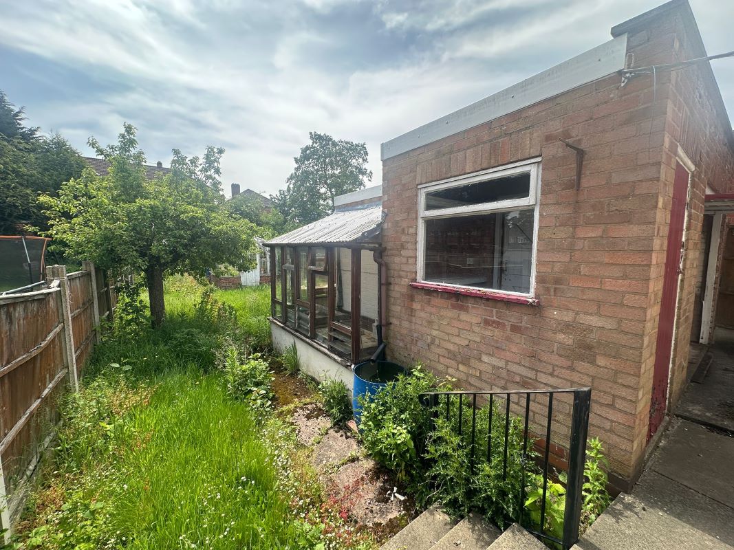 76 Prestwood Avenue, Wolverhampton, WV11 3TY