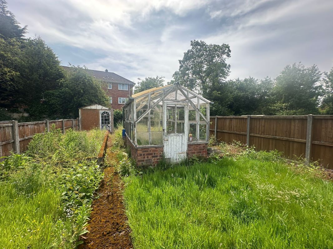 76 Prestwood Avenue, Wolverhampton, WV11 3TY