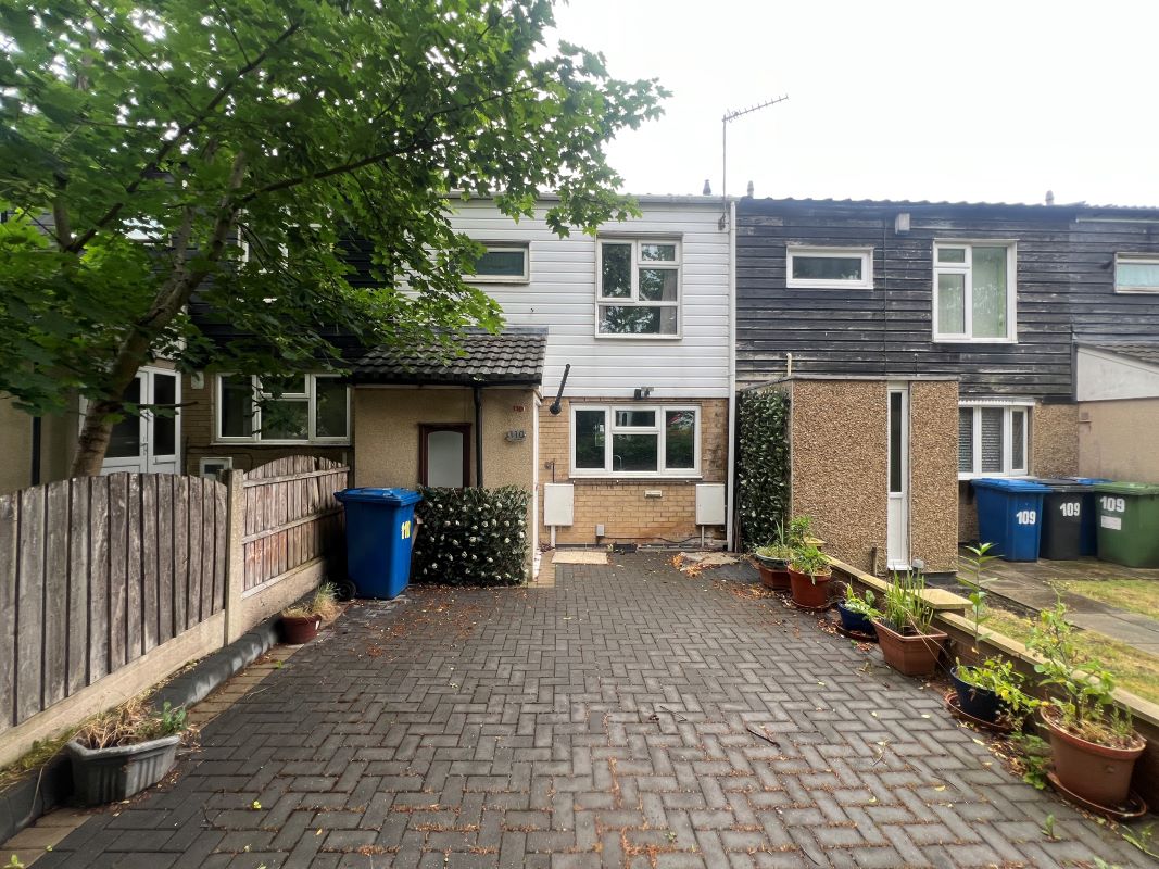 3 bedroom terraced property in Tamworth
