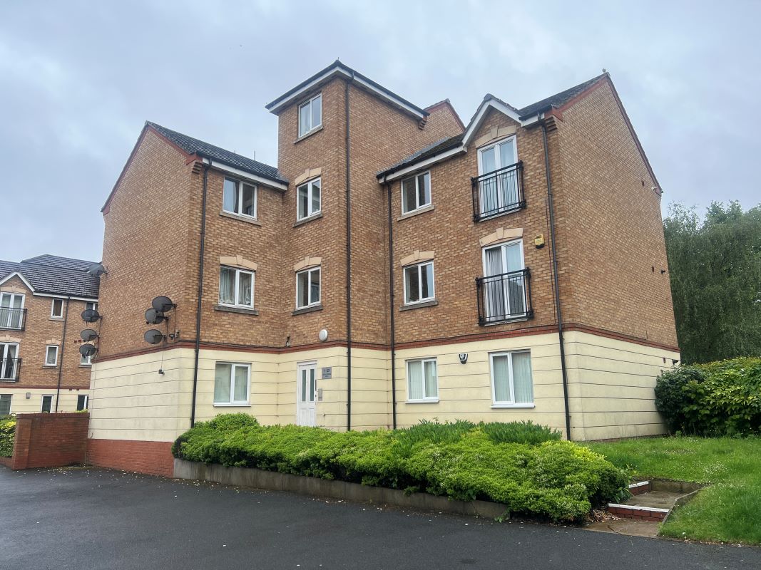 1 bedroom flat in Bilston