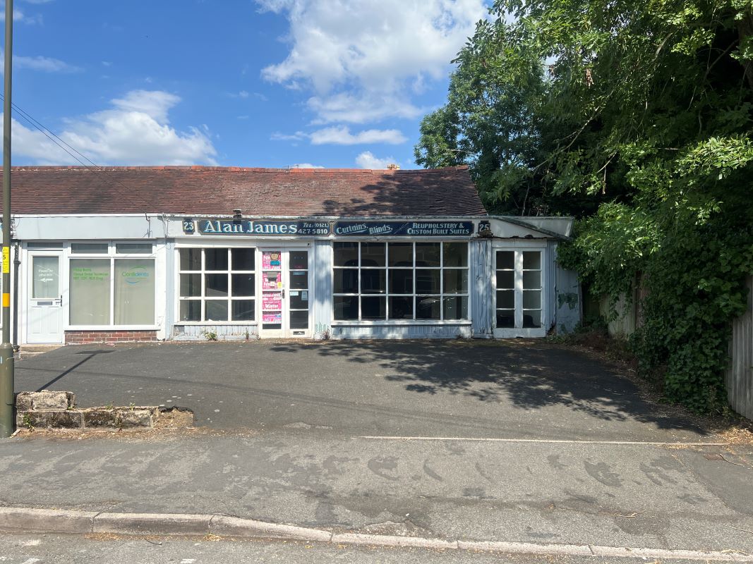 Retail unit in Harborne
