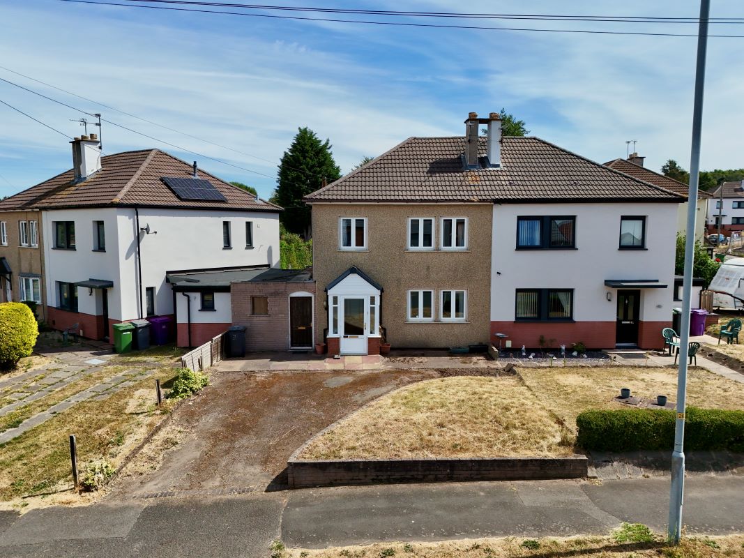 3 bedroom semi detached property in Wolverhampton