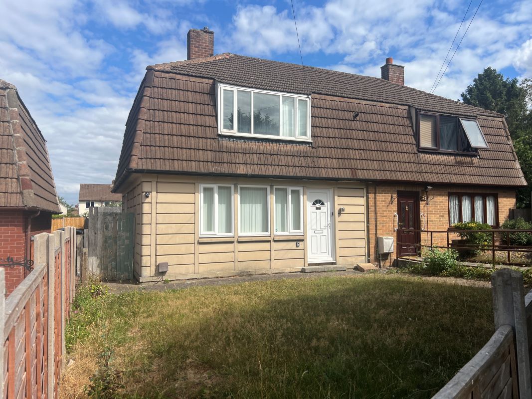 3 bedroom semi detached house in Coventry